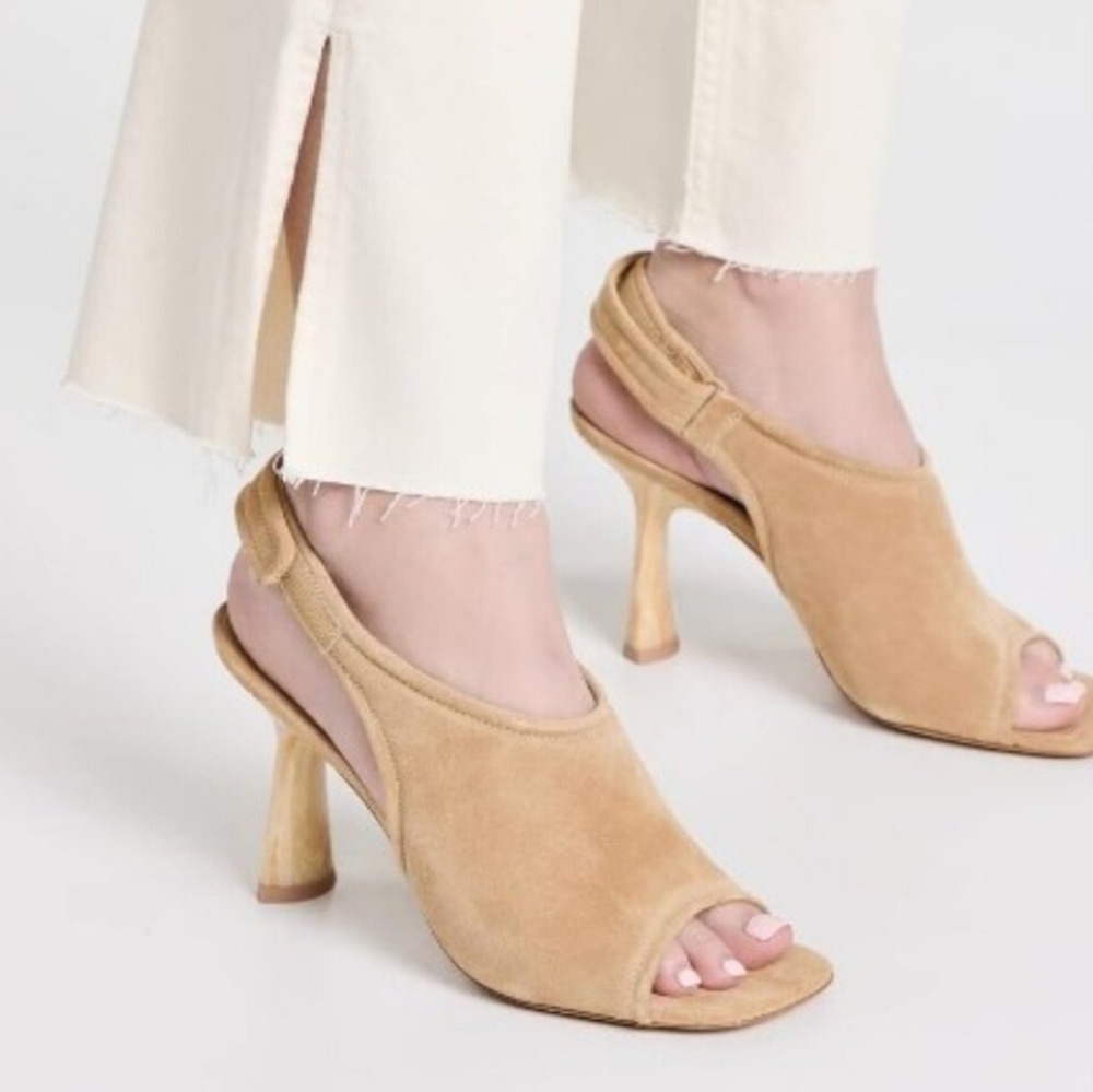 NEW VINCE | $350 Quest Peep Toe Heels